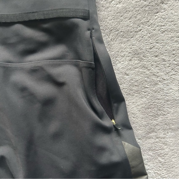 SOLD—Tracksmith NDO Tights in Black - Picture 11 of 11